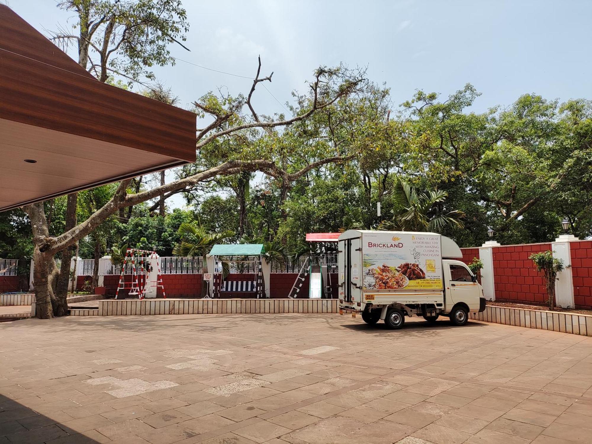 Jaffer Bhai'S Brickland Hotel Panchgani Eksteriør billede