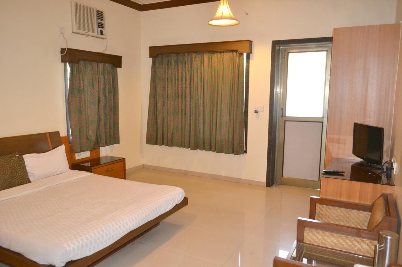 Jaffer Bhai'S Brickland Hotel Panchgani Eksteriør billede